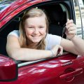 Pożyczanie samochodu młodemu kierowcy
